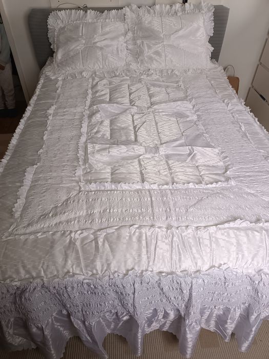 Conjunto de decoração cama de casal (como novo)