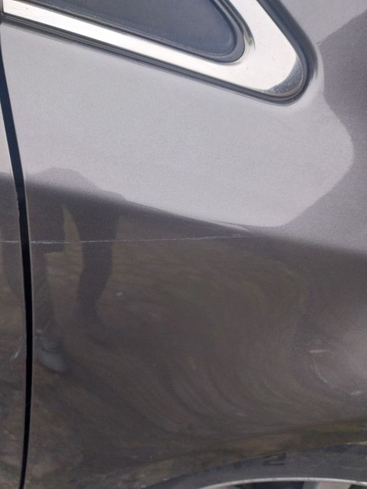 Błotnik przedni prawy Toyota Avensis t27 1g3