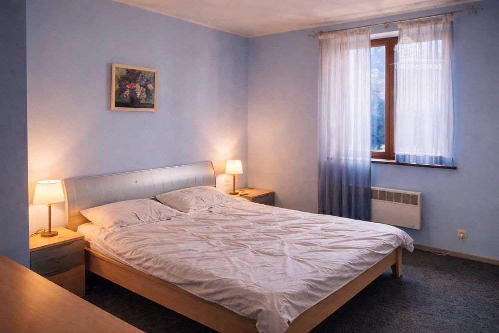 Посуточная аренда дома 250 кв. Метро Левобережная. До 15 человек.