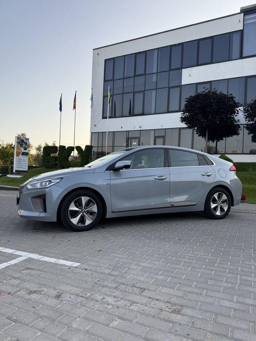 Оренда авто для власних потреб та таксі    Volkswagen jetta  та Hyundai Ioniq