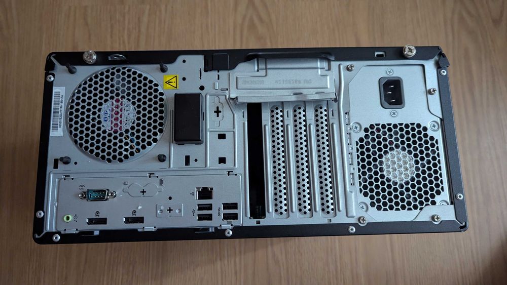 Lenovo ThinkStation P340 intel i3-10gen. 8GB DDR4 512Gb SSD 1TB