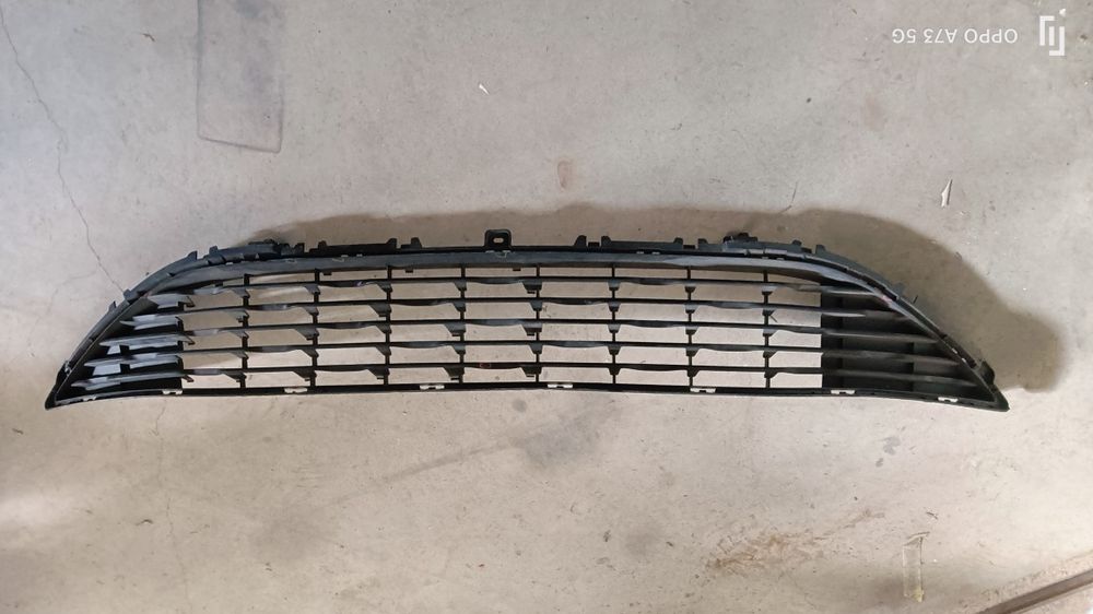 Grelha Opel corsa F frente para choques