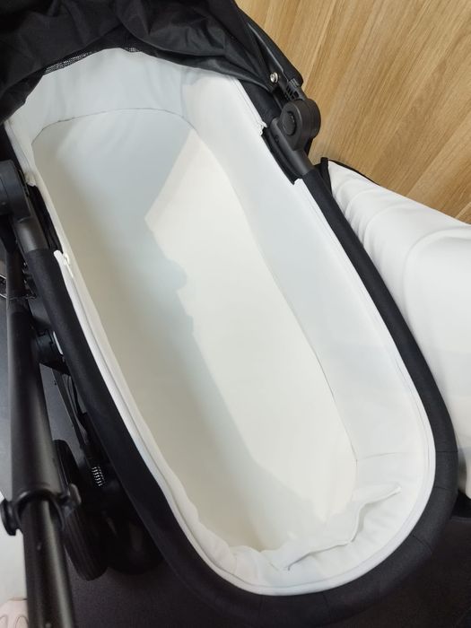 Cybex Balios S Lux nowa gondola i używana spacerówka Ferrari