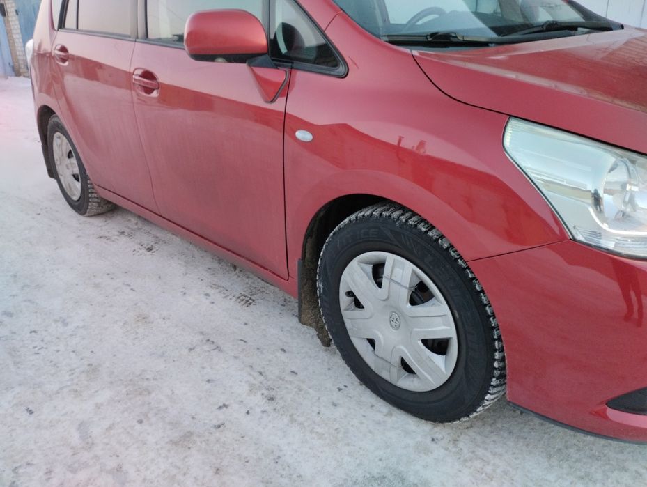 Laufenn гума зимова  205/60 R16 резина нова комплект 4 шт