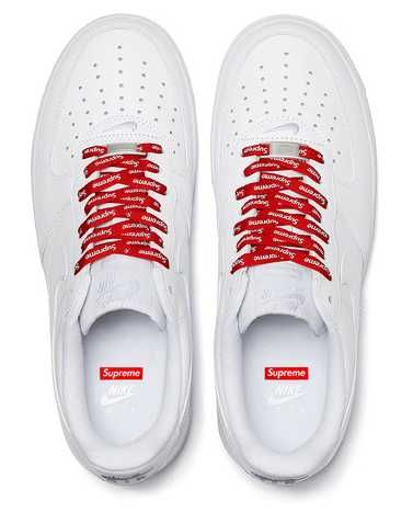 Sapatilhas Nike Air Force 1 x Supreme brancas (tam. 40, 43)