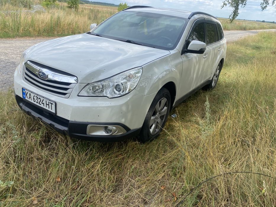 Продам субару аутбек 2012 р.в. 2.5 г/б