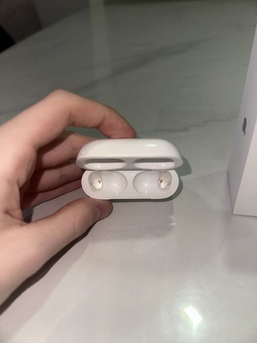Apple AirPods Pro 2