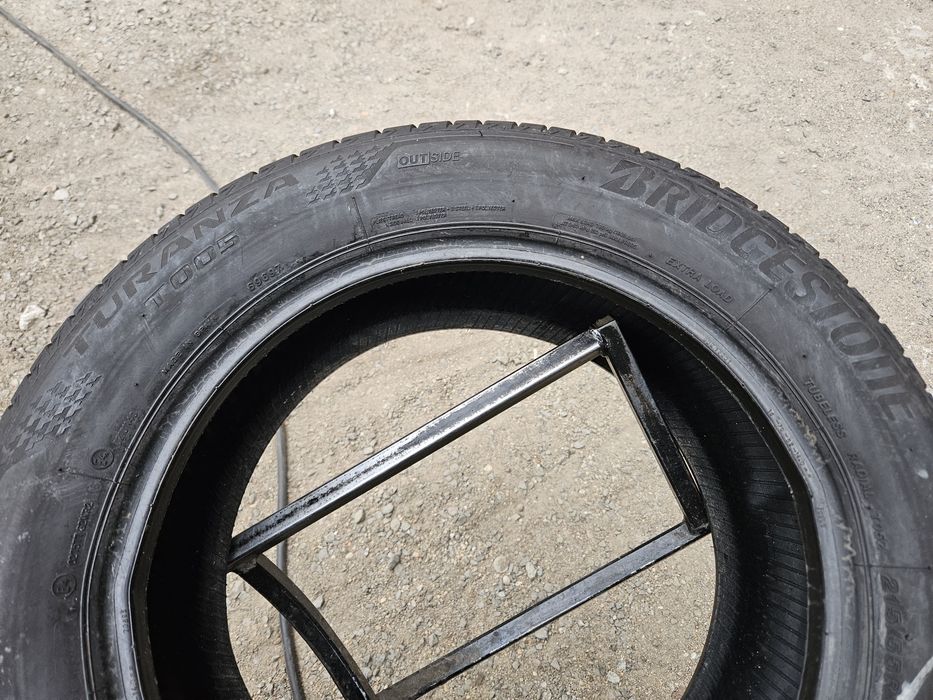 Шины БУ 215 55 R 16 Bridgestone turanza T005 комплект лето