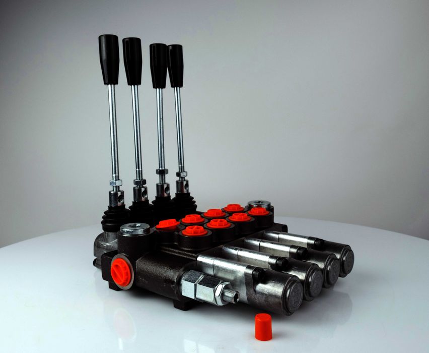 Гидрораспределитель болгарский Р40 Р80 Р120 с плавающим положением