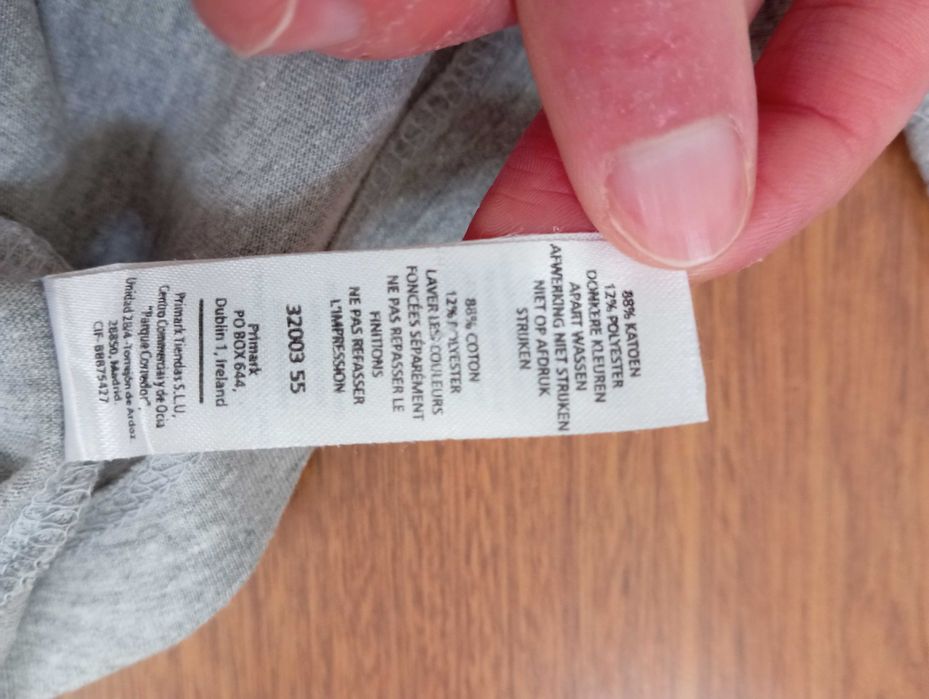 T-shirt cinzenta - YD