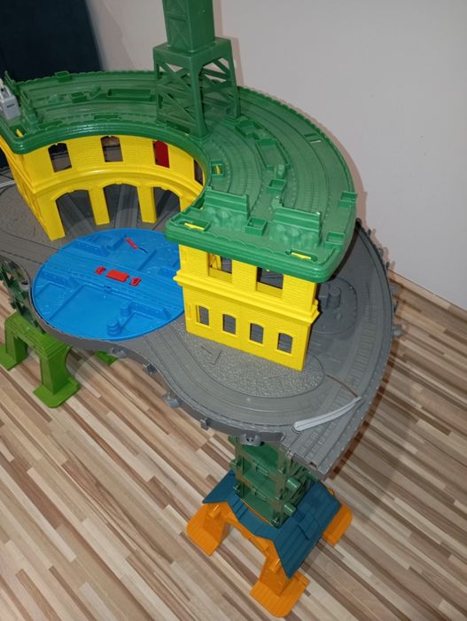 Tomek i przyjaciele, stacja zabawka kolejka