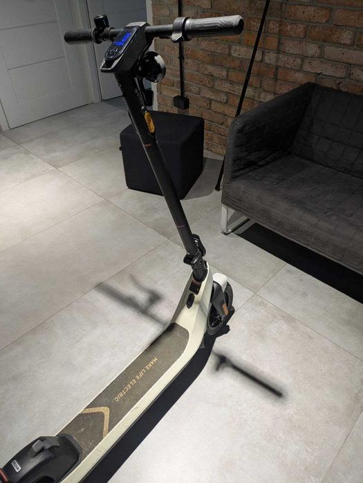 Hulajnoga elektryczna Niu KQi2 Pro White