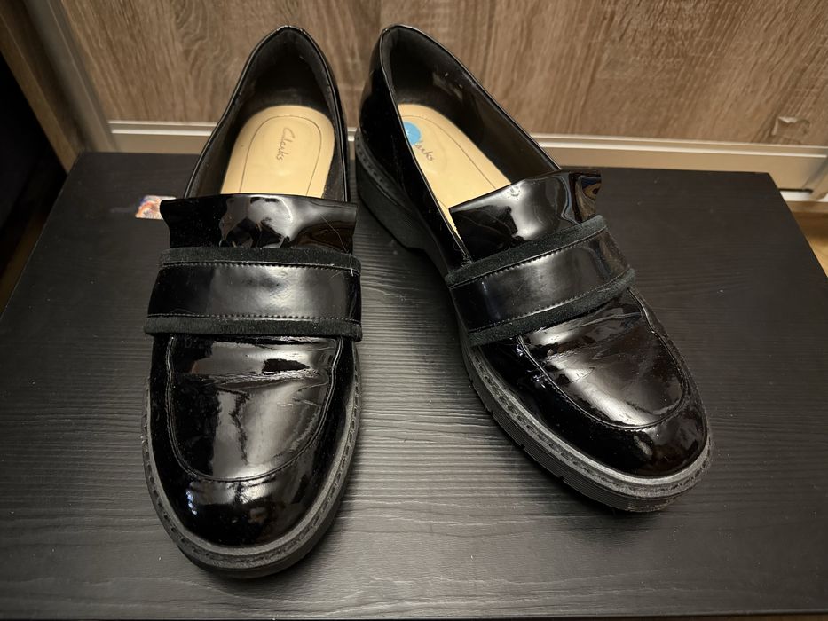 Гарні лофери Clarks