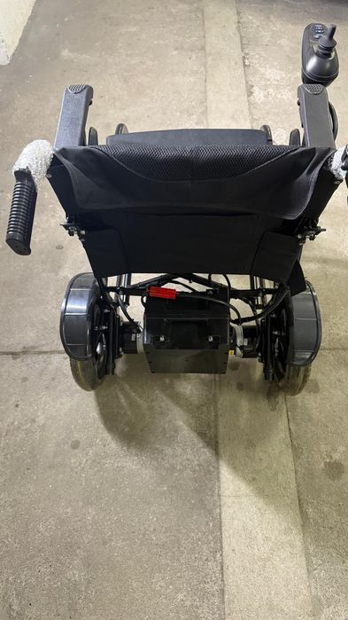 Wózek inwalidzki elektryczny