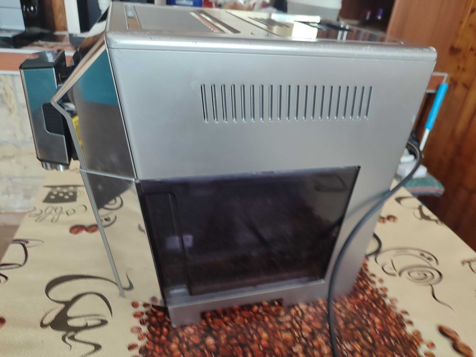 Ekspres Delonghi Primadonna Class