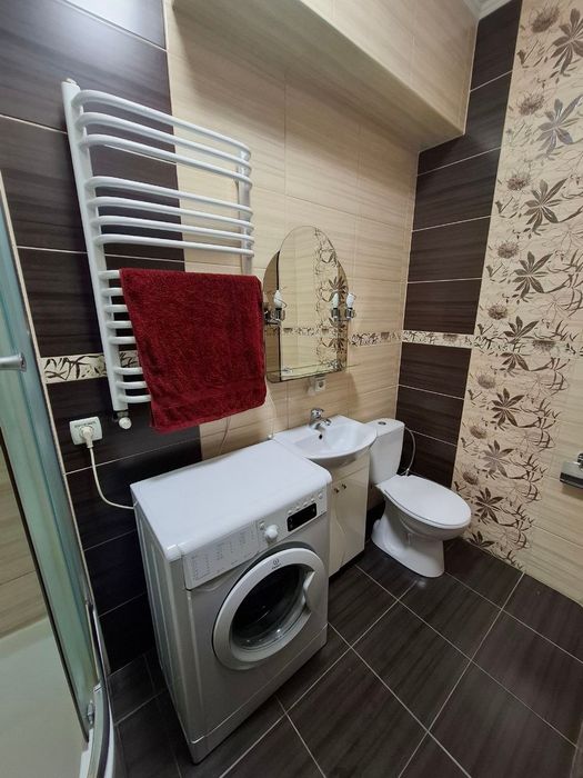 Здам хорошу 1 кімнатну квартиру на Виставці!