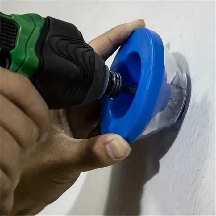**Ferramenta anti-pó para furações**