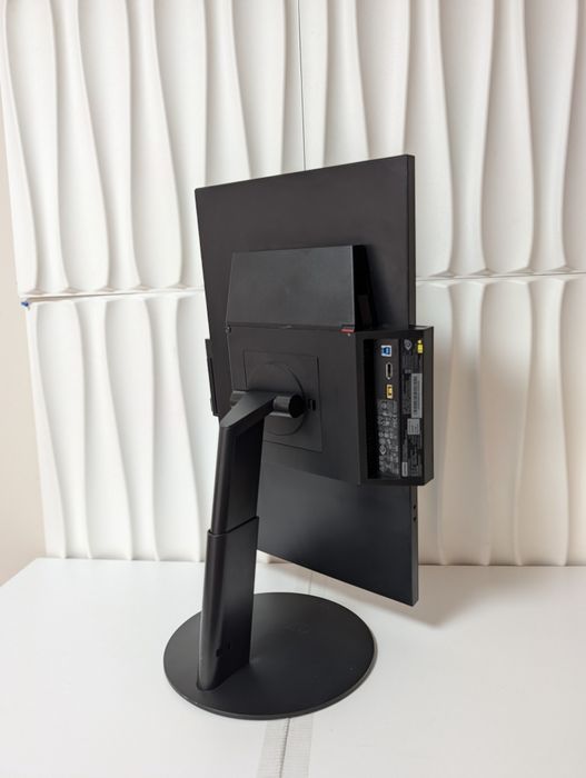 Моноблок Lenovo ThinkCentre M75q-1/Ryzen 3 3200GE/16GB/512GB/FHD/24"/IPS/Бюджетний/Для офісу/роботи/навчання/стильний/компактний/ОПТ/Роздріб/ПДВ
