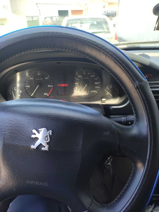 peugeot vendo para desocupar