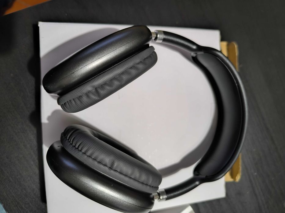 Auscultadores pretos