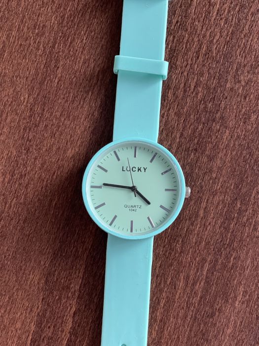 Годинник Lucky