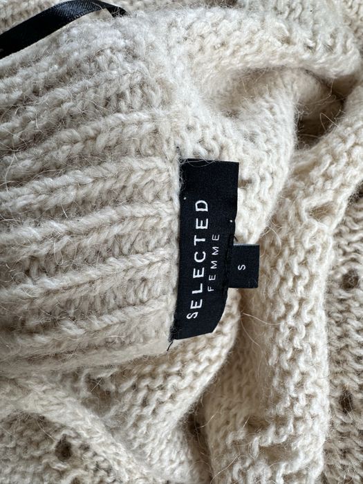 Sweter welniany azurowy kremowy