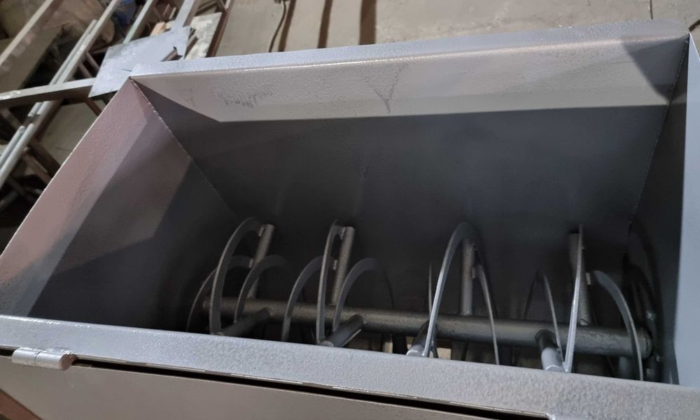 Кормозмішувач змішувач кормів кормосмеситель купити кормозмішувач