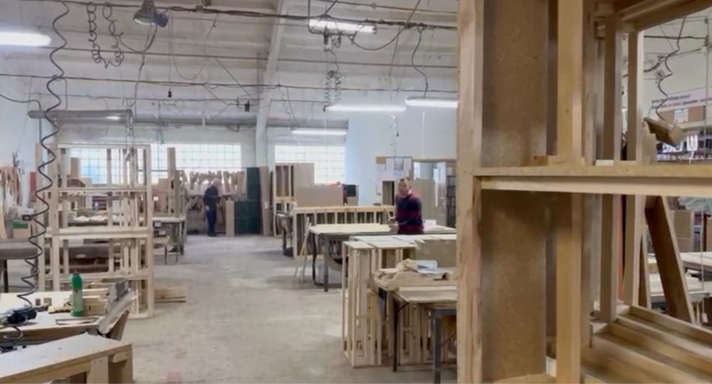 Продаж виробничого комплексу(меблева фабрика) під Львовом