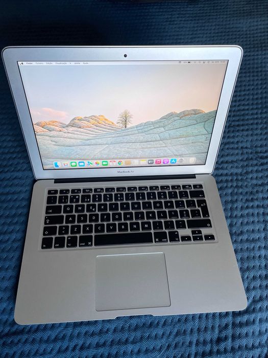MacBook Air 13" 2017 - 128GB SSD / 8GB RAM