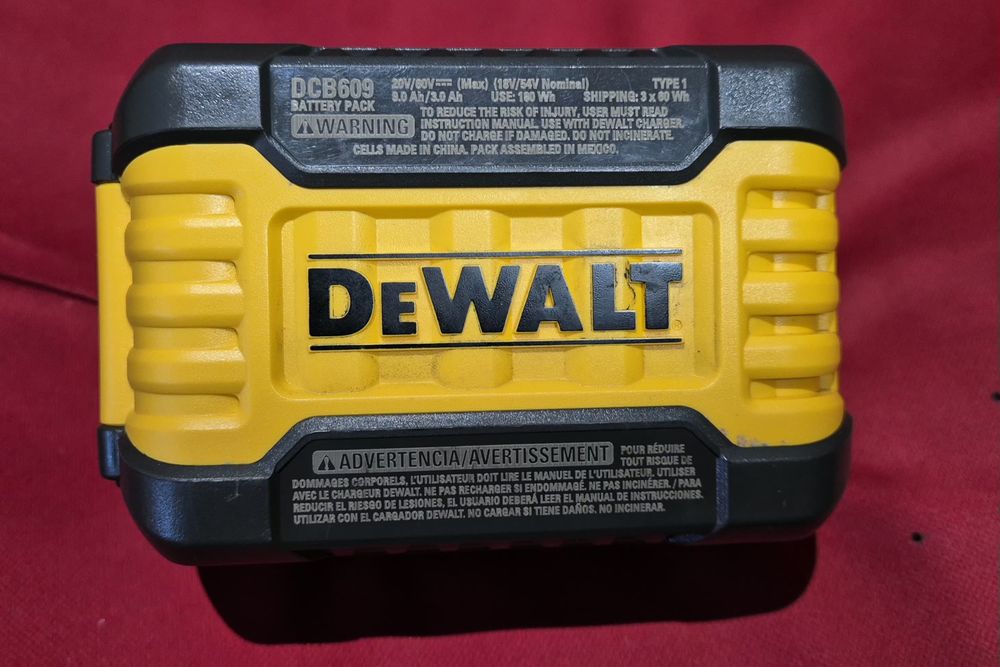 Батарея DeWALT DCB609 Flexvolt 9Аг