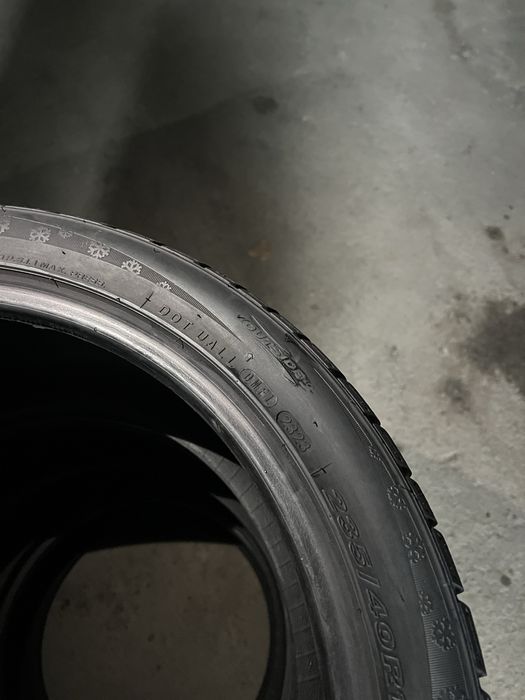 Шини 235/40 r18 95V Nexen зима 4шт 2023рік  (1448)