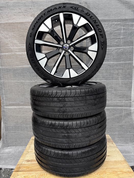 Alufelgi Volvo + 245/45R20 Dunlop nowe 2025