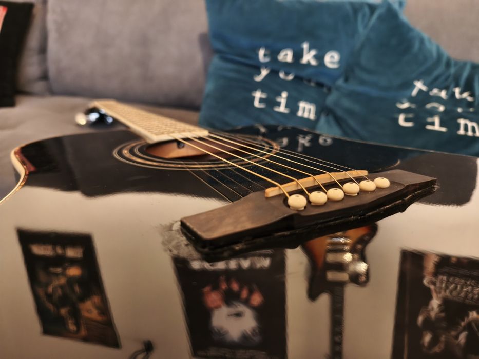 Guitarra semi acústica Cort