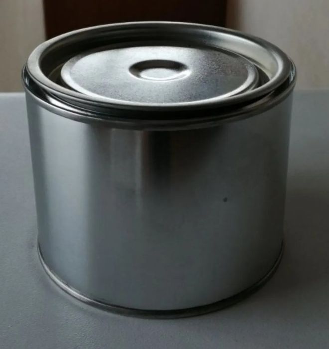 Жестяная банка 500 шт. для окопных свечей, красок 0.54л.