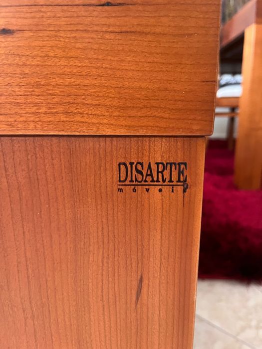 Mesa de sala da disarte. Em muito bom estado