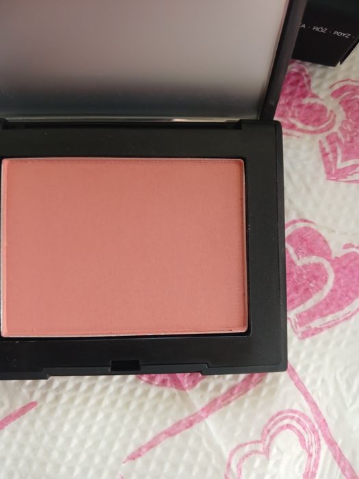 Рум'яна Nars deep throat