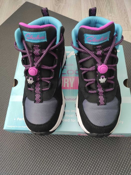 Дитячі демісезонні черевики для дівчинки Skechers Let's Explore 302949L