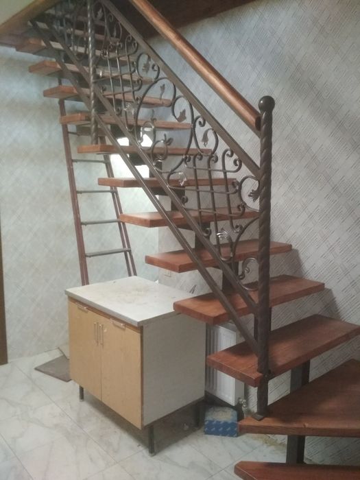 Лестница винтовая