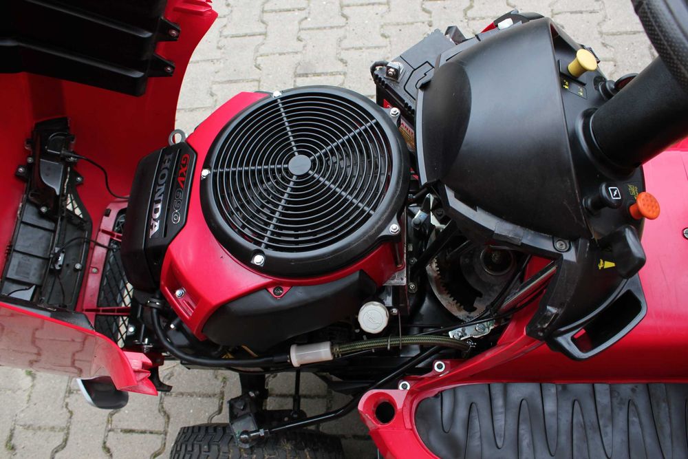 Honda 2625 V2 TRAKTOREK Kosiarka