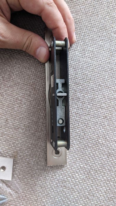 Замок Засувка для дверей ( Защелка для межкомнатных дверей )