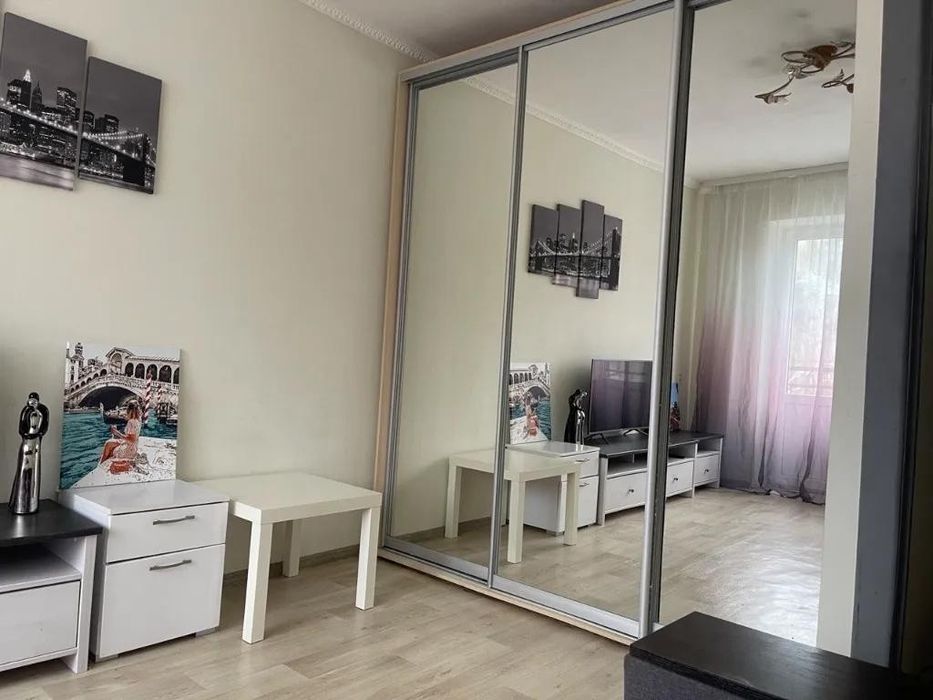 Продам малосемейку 23м2, 3эт ремонт, центр