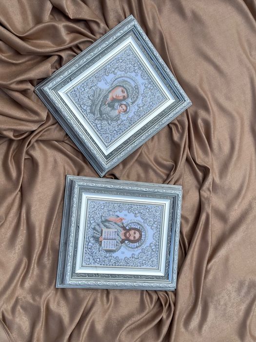 Вінчальні ікони вишиті бісером