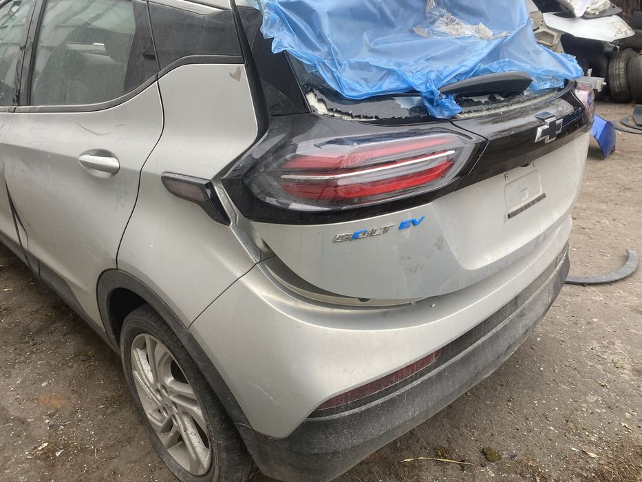 Кришка багажника ляда Chevrolet Bolt EV 1LT 2LT premier 21-23 багажник