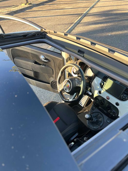 Abarth 500 com teto de abrir (possibilidade de crédito)