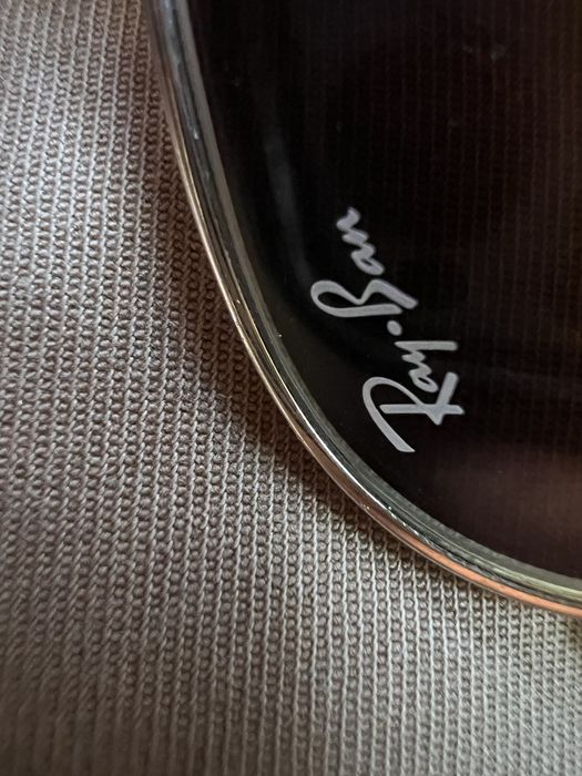 Ray ban em muito bom estado