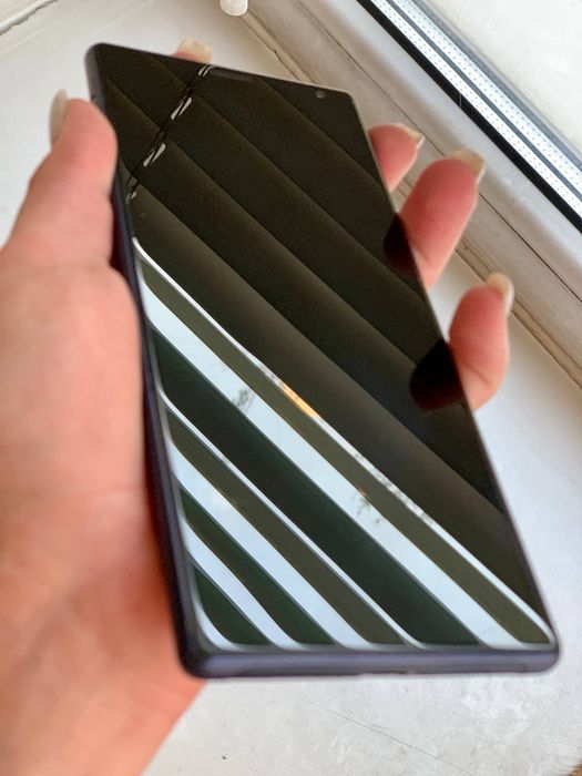 Sony Xperia 10 plus 2 sim гарний стан Android 10