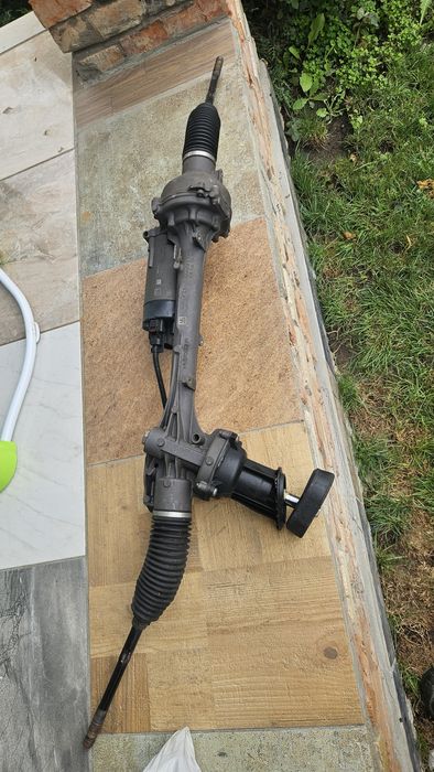 Рульева рейка Кермова колонка  5Q0959439R