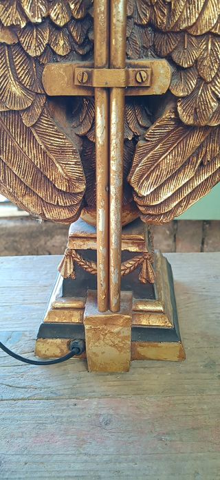 Stara poniemiecka lampa z orłem