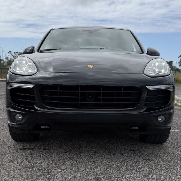 Porsche Cayenne S E-Hybrid Plug-In **Desde 435€**