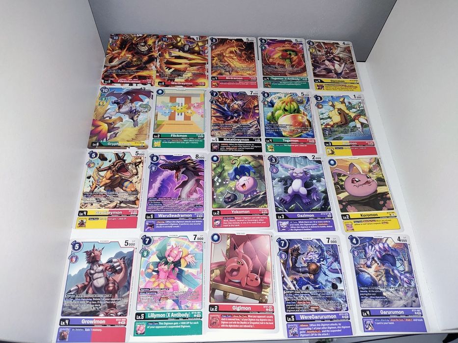 158 kart Digimon CG Holo common top loader